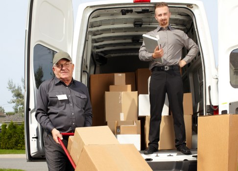 Customer raising a service complaint in a professional removals setting
