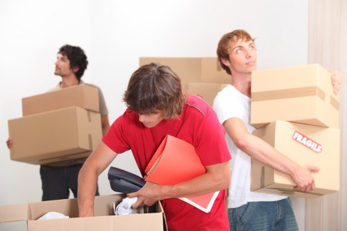 Flexible local van hire and moving solution in Slough